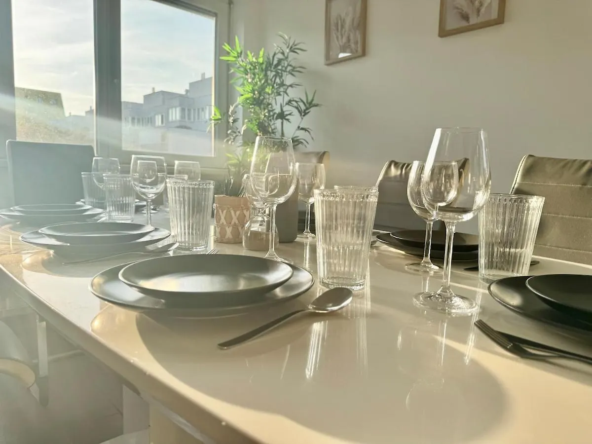 130 M2 Stylish 4 Bedroom Apartment With Balcony Vienna 0*,